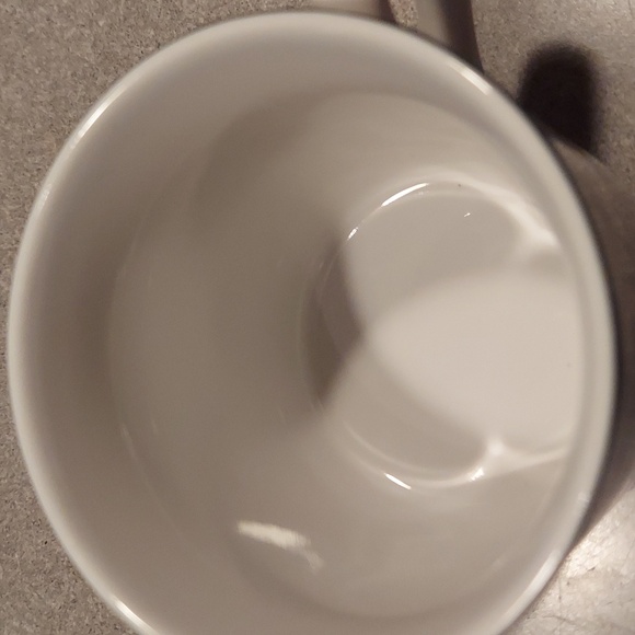 Ming Pao Woodland Christmas coffee cup - Picture 4 of 8